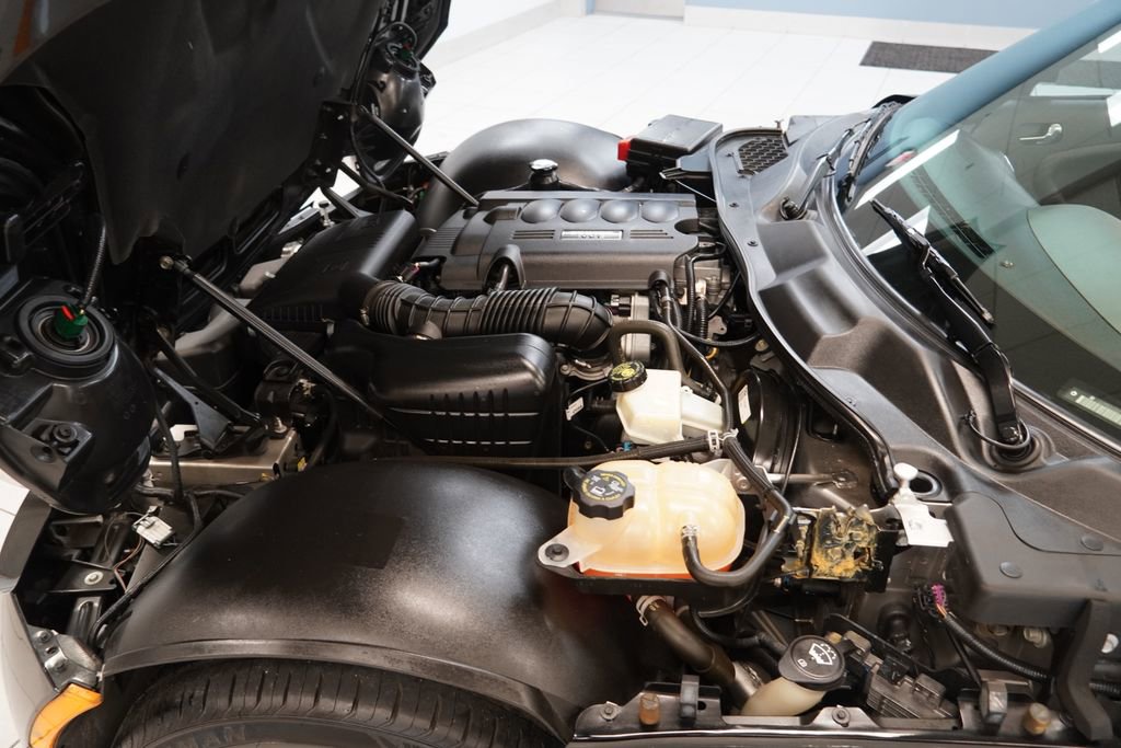 Used 2007 Pontiac Solstice Convertible RWD image 28
