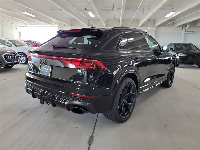 New 2026 Audi RS Q8 performance image 9