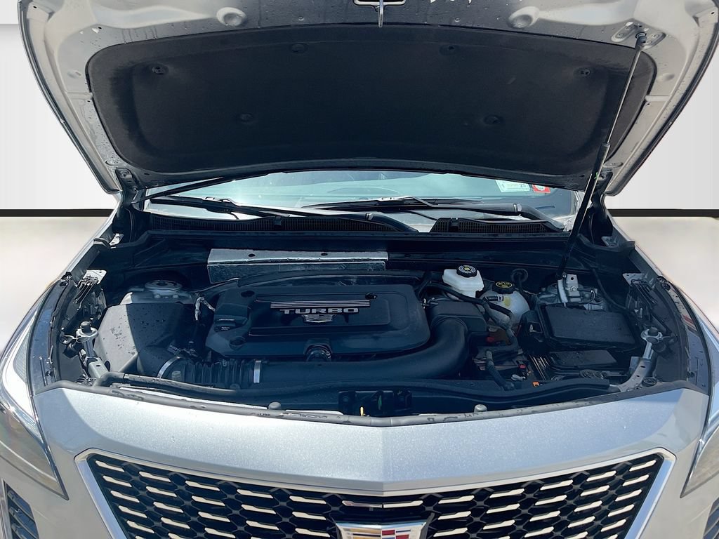 Used 2023 Cadillac XT4 Premium Luxury AWD/4WD image 32