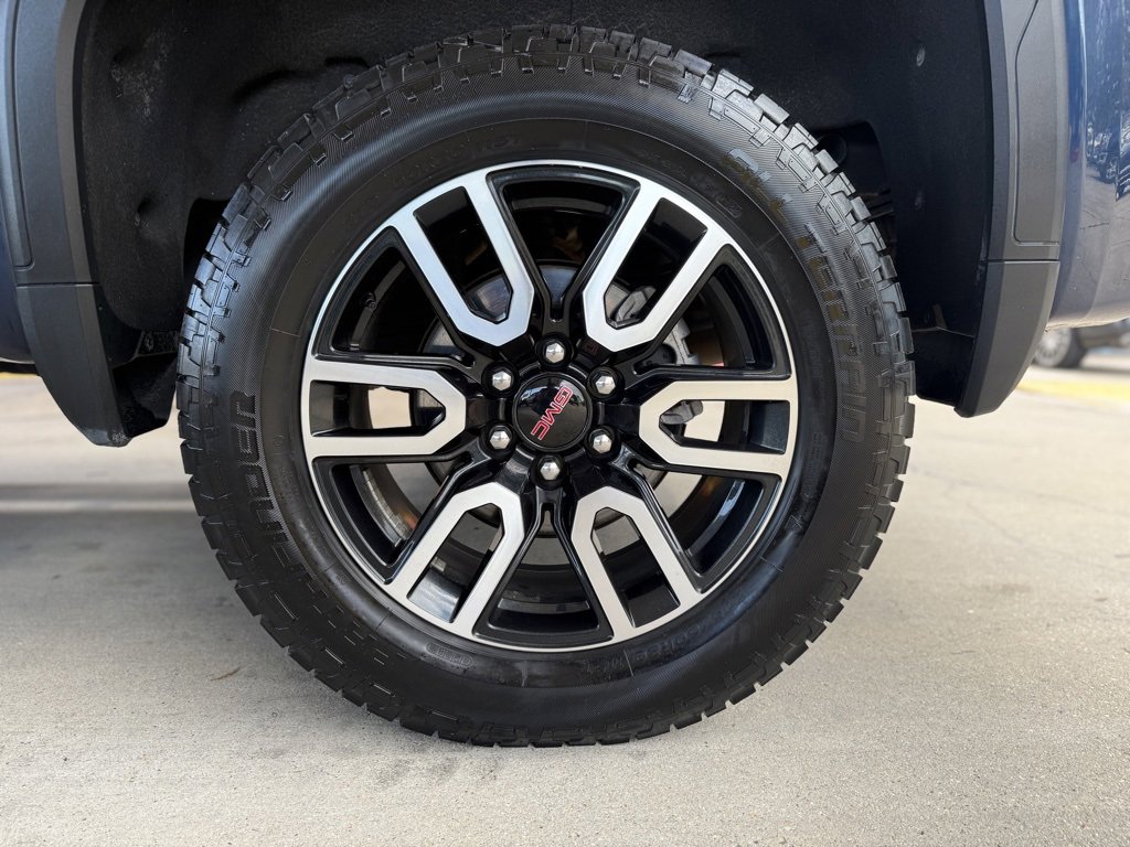 Used 2020 GMC Sierra 1500 AT4 w/ AT4 Premium Package image 11