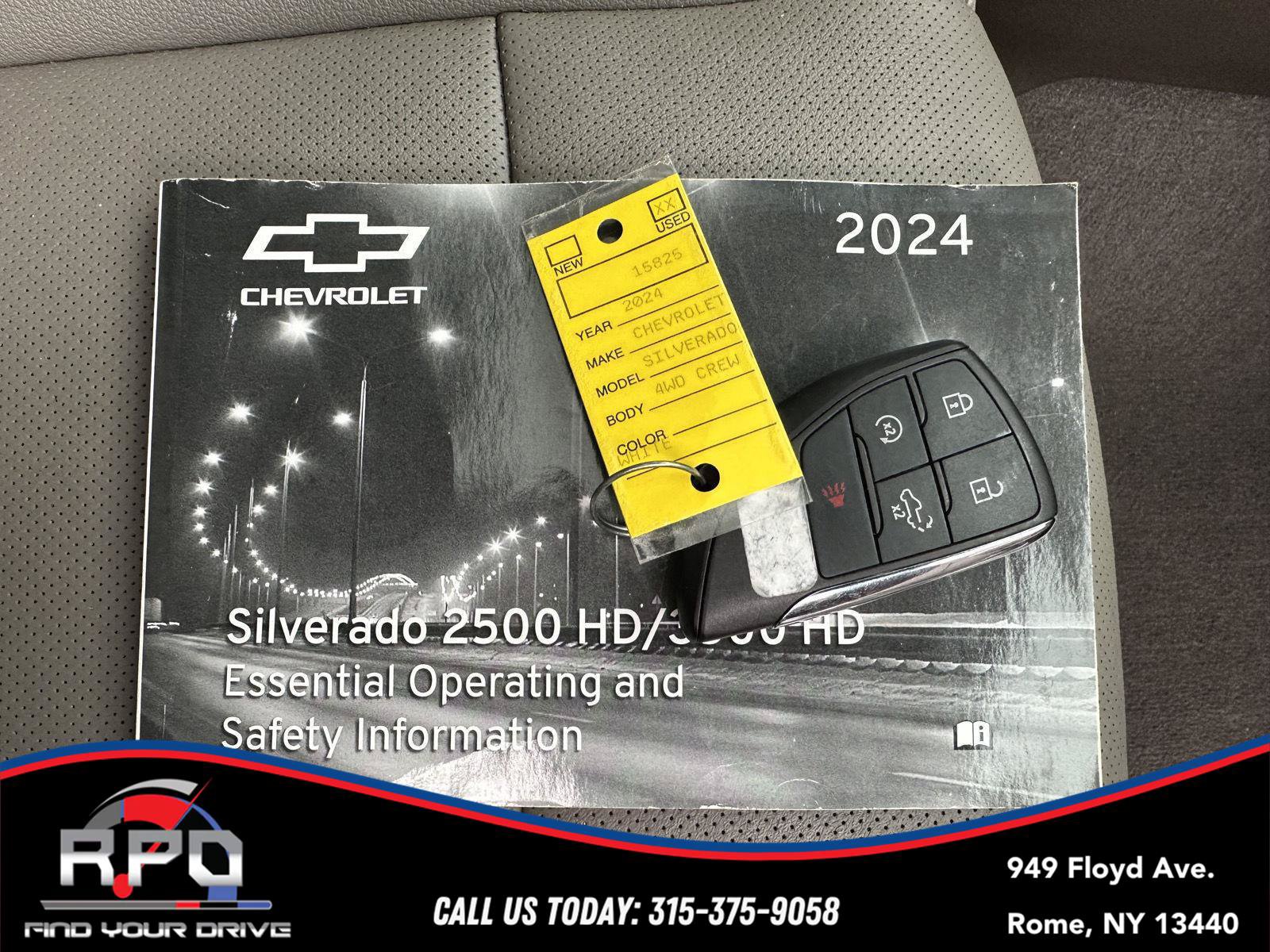 Used 2024 Chevrolet Silverado 2500 LTZ w/ LTZ Convenience Package AWD/4WD image 32