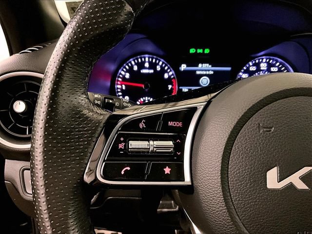 Used 2022 Kia Forte GT-Line w/ GT-Line Technology Package FWD image 17