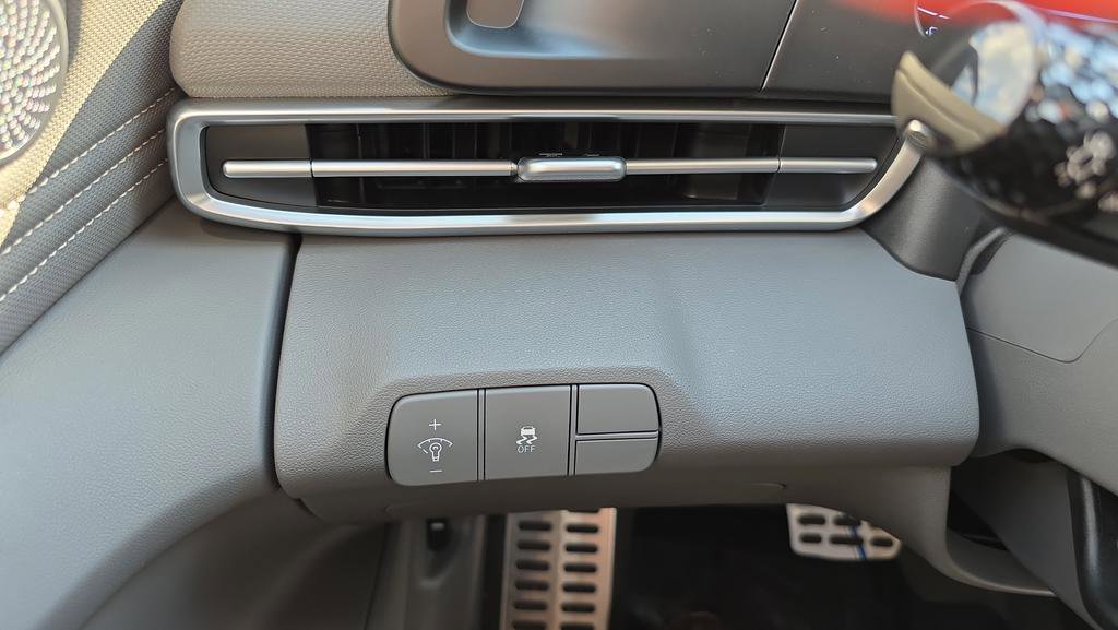 New 2026 Hyundai Elantra SEL Sport Premium FWD image 26