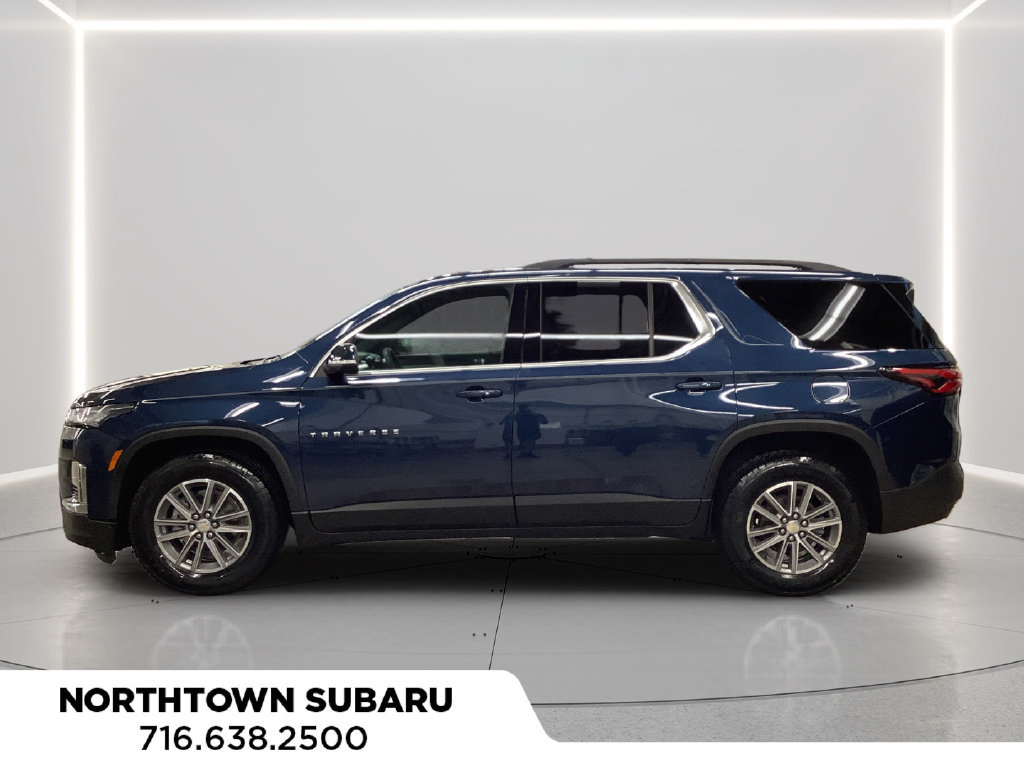 Used 2022 Chevrolet Traverse LT AWD/4WD image 2