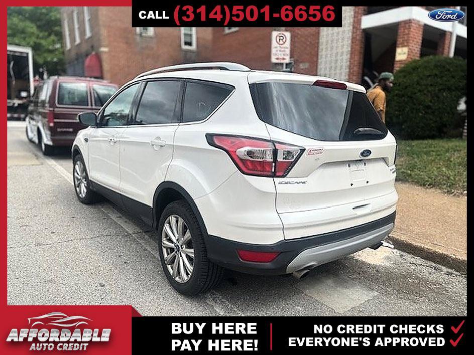 Used 2017 Ford Escape Titanium AWD/4WD image 3
