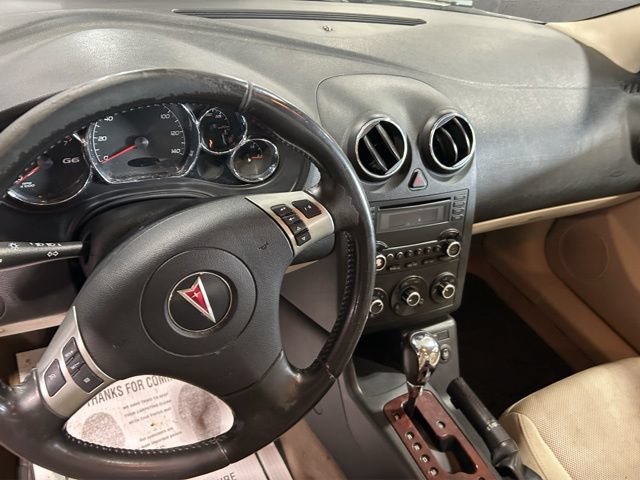 Used 2007 Pontiac G6 GT FWD image 2
