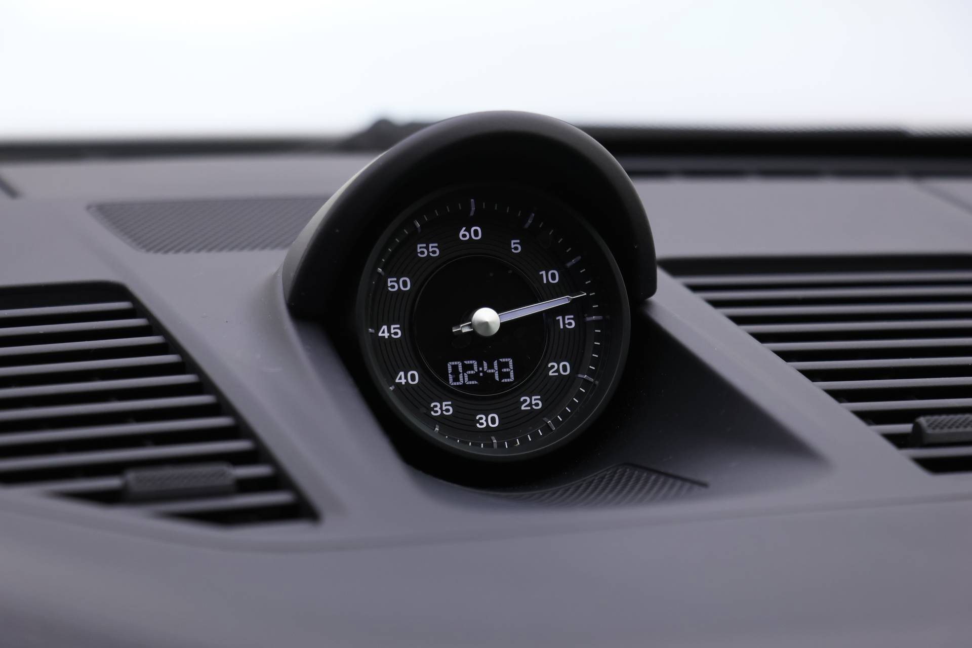 Certified 2024 Porsche 911 Carrera GTS image 13