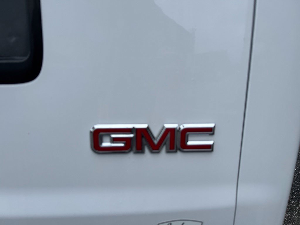 Used 2024 GMC Savana 2500 w/ Driver Convenience Package RWD image 7