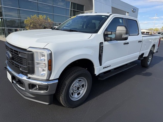 New 2026 Ford F350 XL image 2