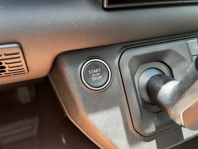 Used 2025 Land Rover Defender 110 S AWD/4WD image 35