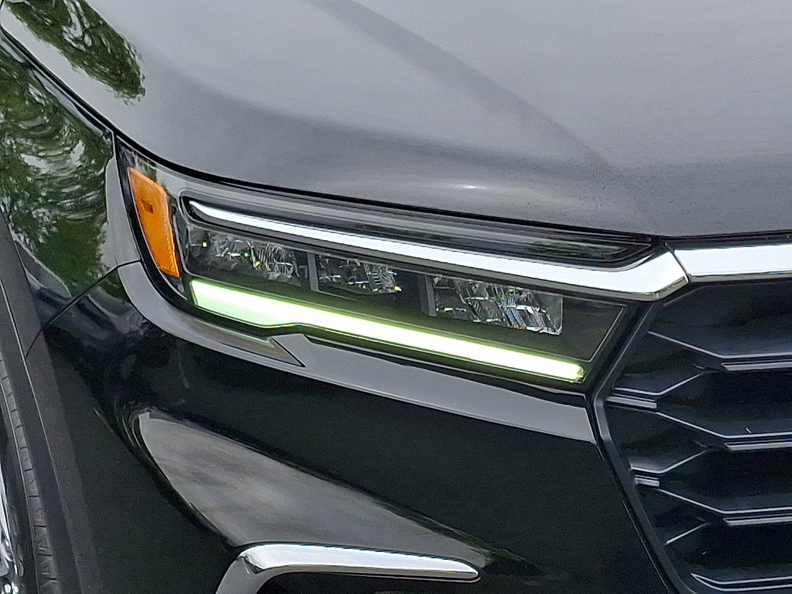 Certified 2024 Honda Pilot EX-L image 9