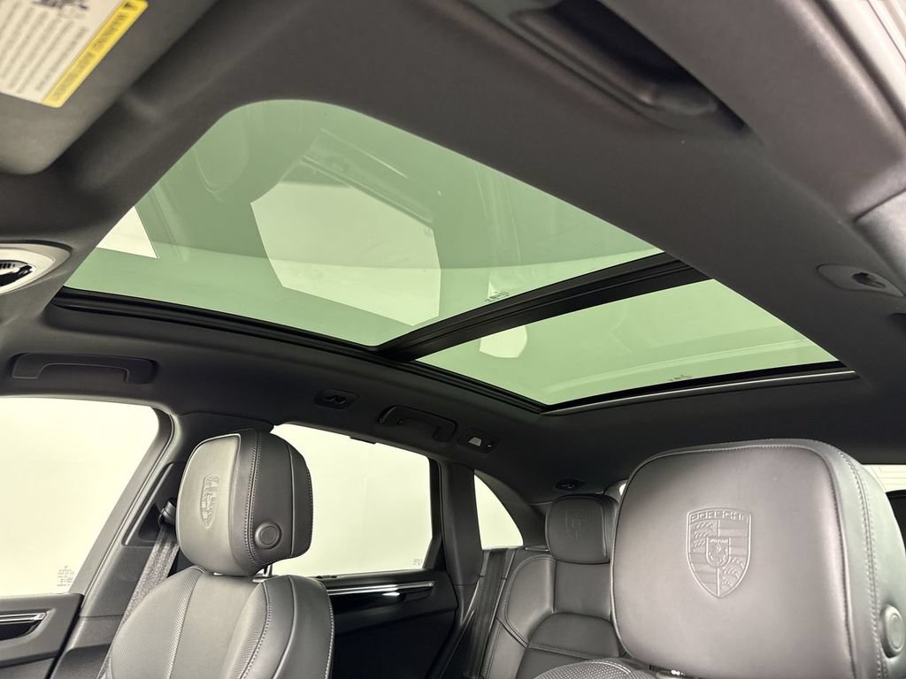 New 2026 Porsche Macan AWD/4WD image 42