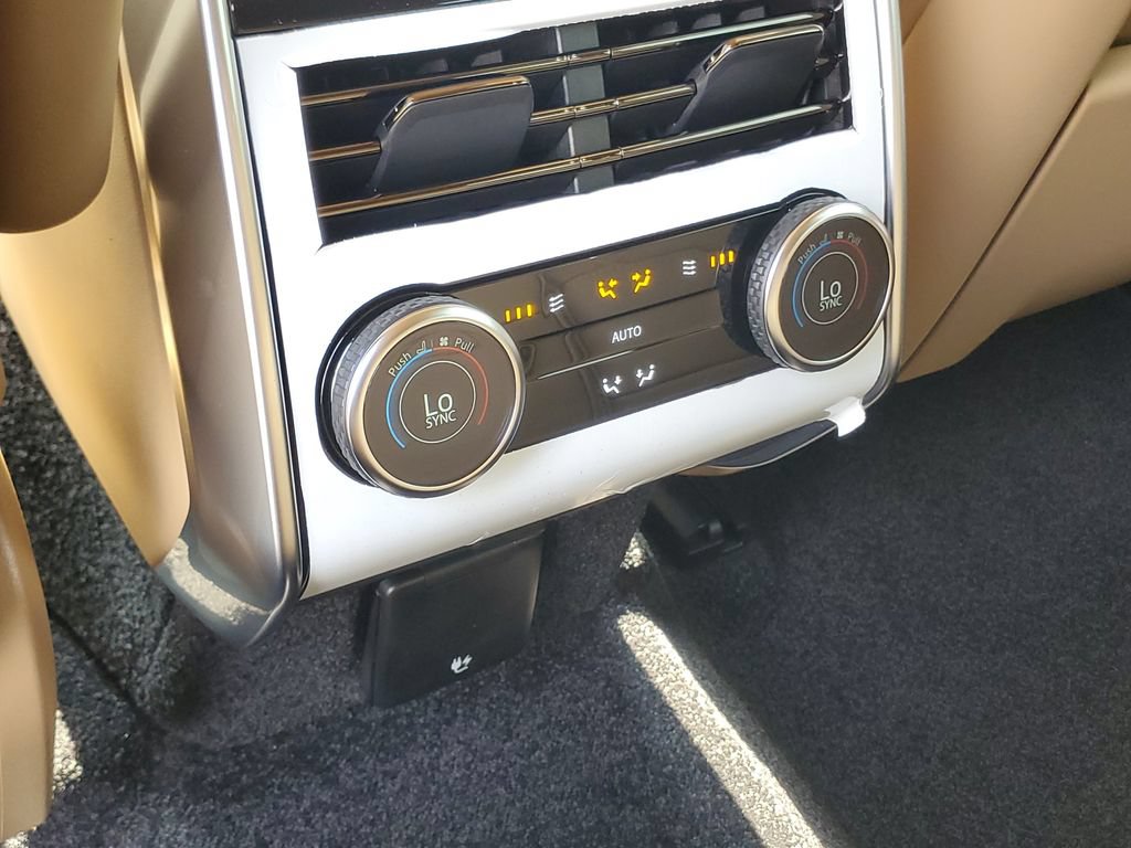 New 2026 Land Rover Range Rover SE AWD/4WD image 29