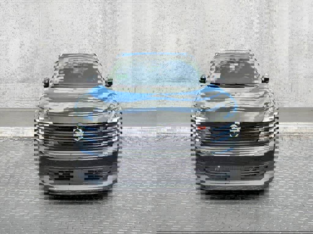 New 2025 Nissan Kicks SR image 3