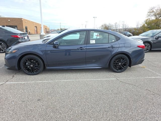 New 2026 Toyota Camry SE image 4