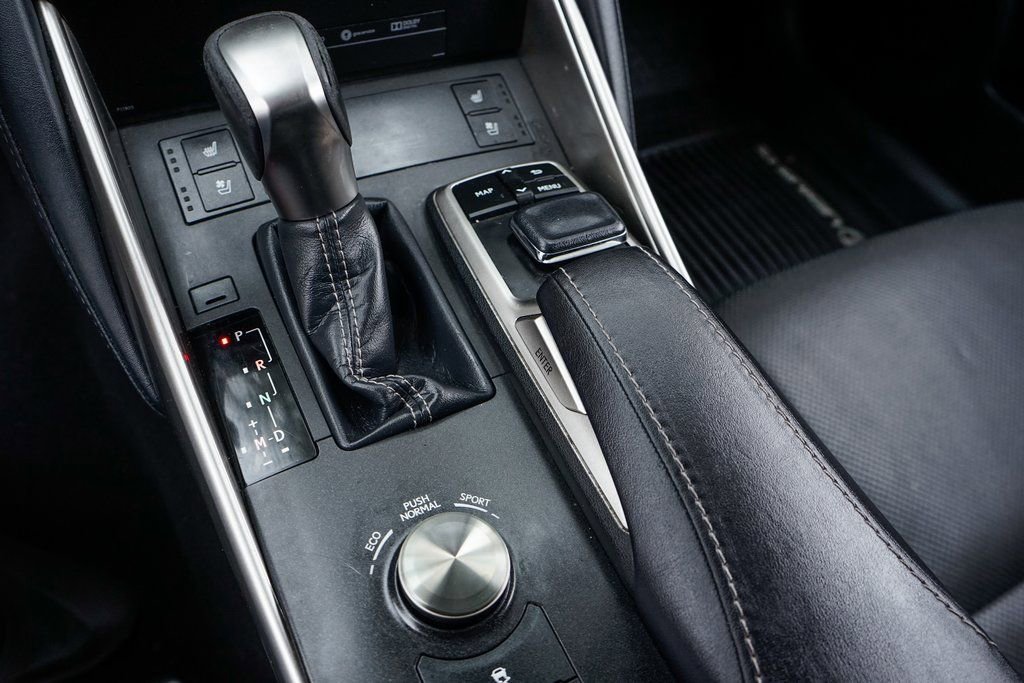 Used 2018 Lexus IS 300 AWD w/ Comfort Package image 33