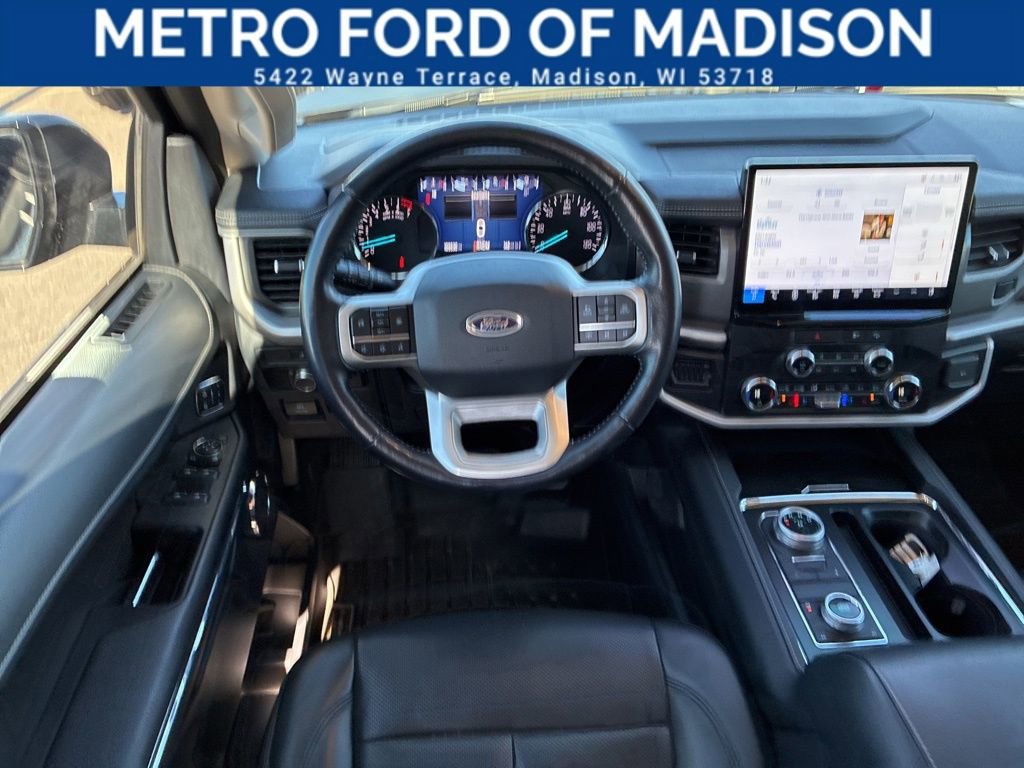 Used 2022 Ford Expedition XLT image 13