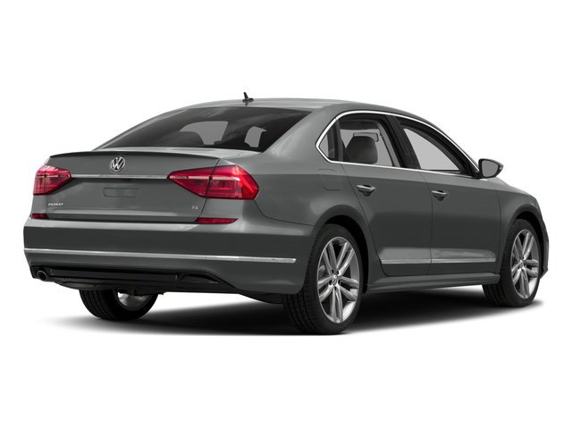 Used 2018 Volkswagen Passat 2.0T R-Line FWD image 2