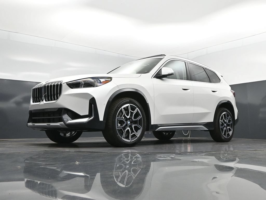 New 2026 BMW X1 xDrive28i w/ Technology Package AWD/4WD image 38