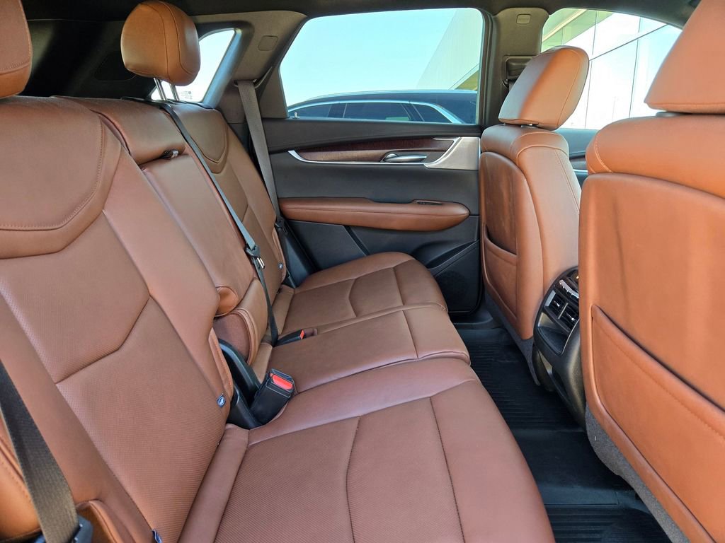 Used 2023 Cadillac XT5 Premium Luxury w/ Technology Package image 31