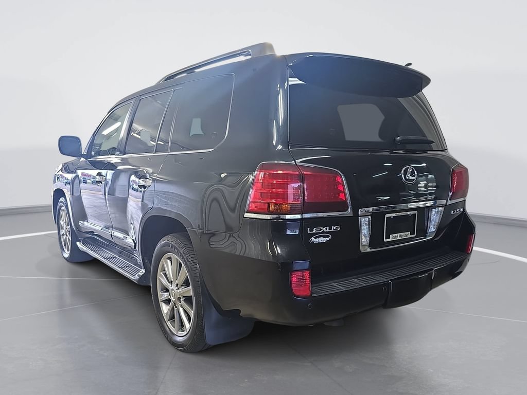 Used 2010 Lexus LX 570 4WD w/ Luxury Pkg image 6