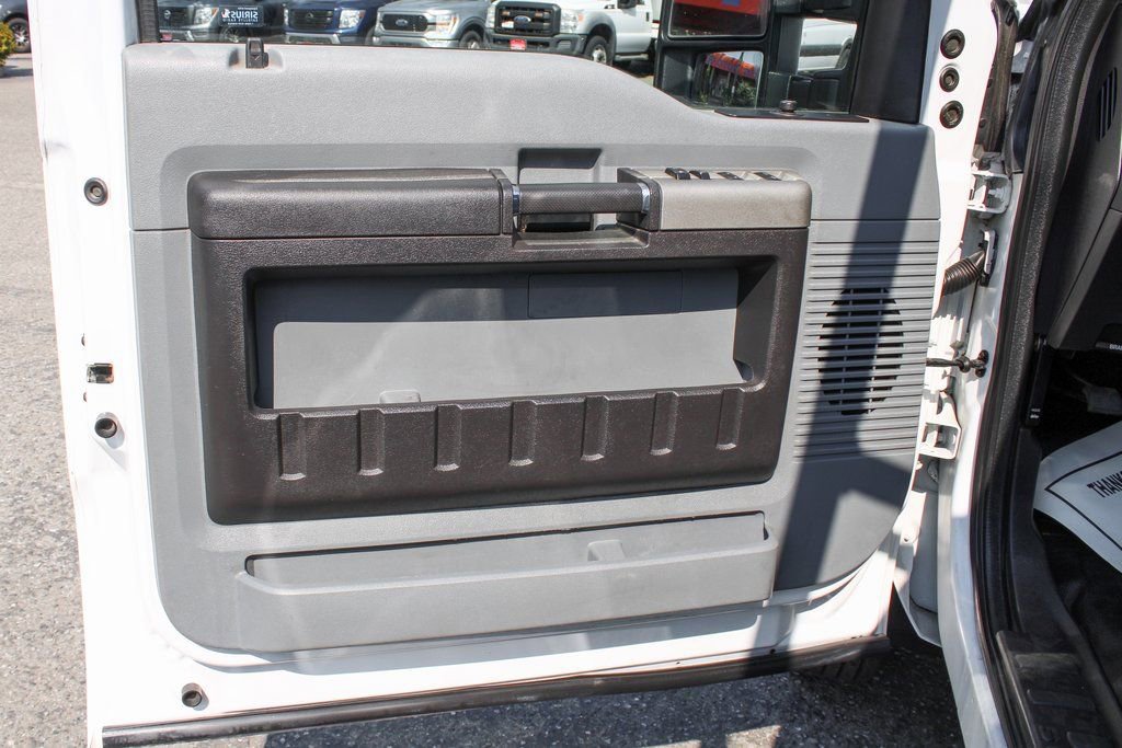 Used 2016 Ford F450 XLT image 14