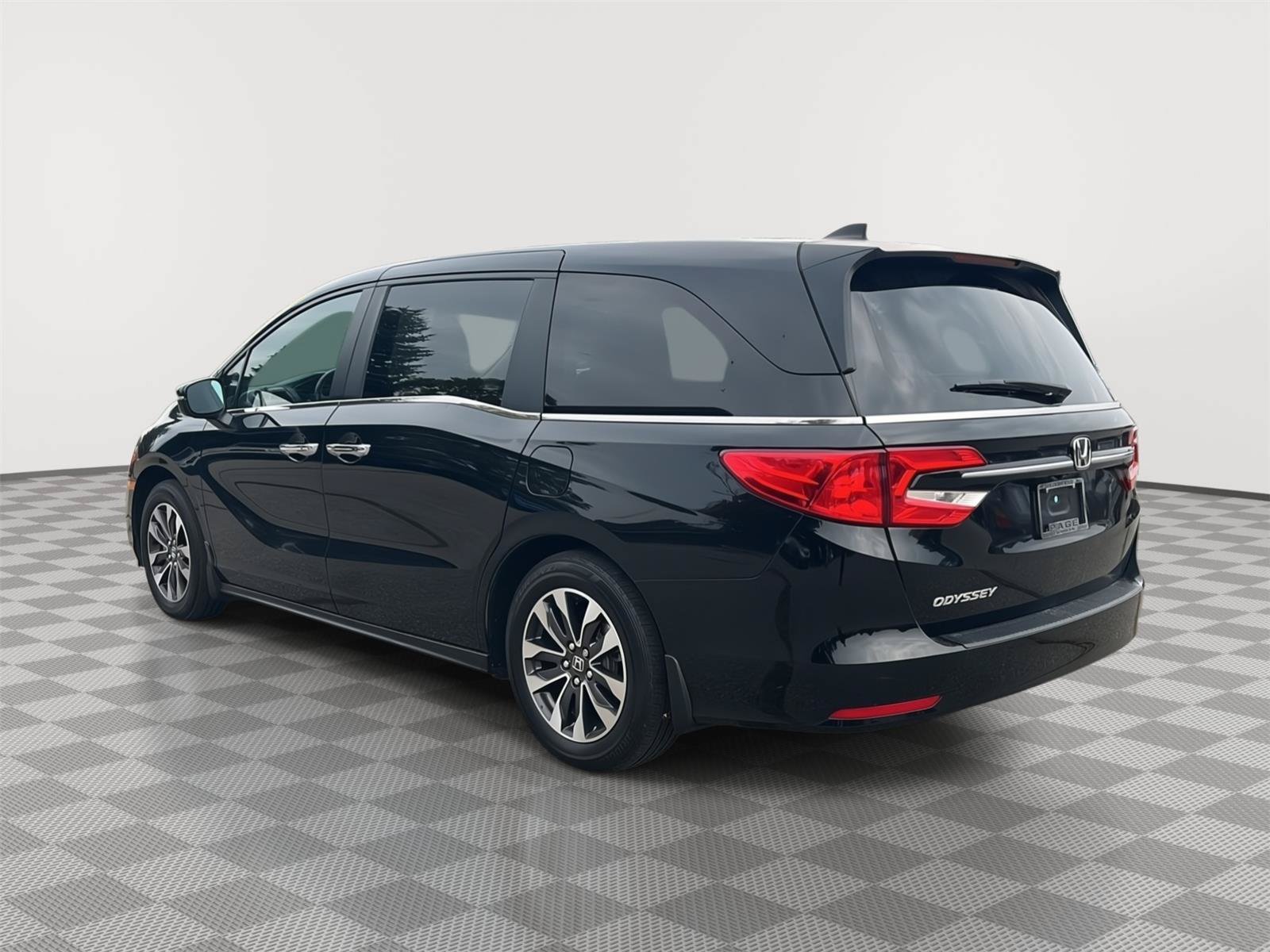 Certified 2024 Honda Odyssey EX-L image 32