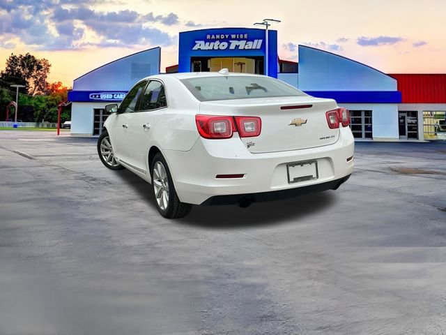 Used 2016 Chevrolet Malibu LTZ FWD image 5