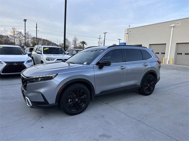 Used 2023 Honda CR-V Sport Touring image 3