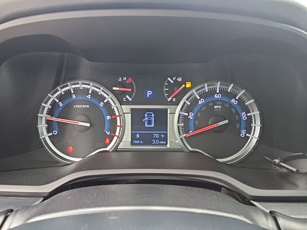 Used 2018 Toyota 4Runner SR5 Premium image 14