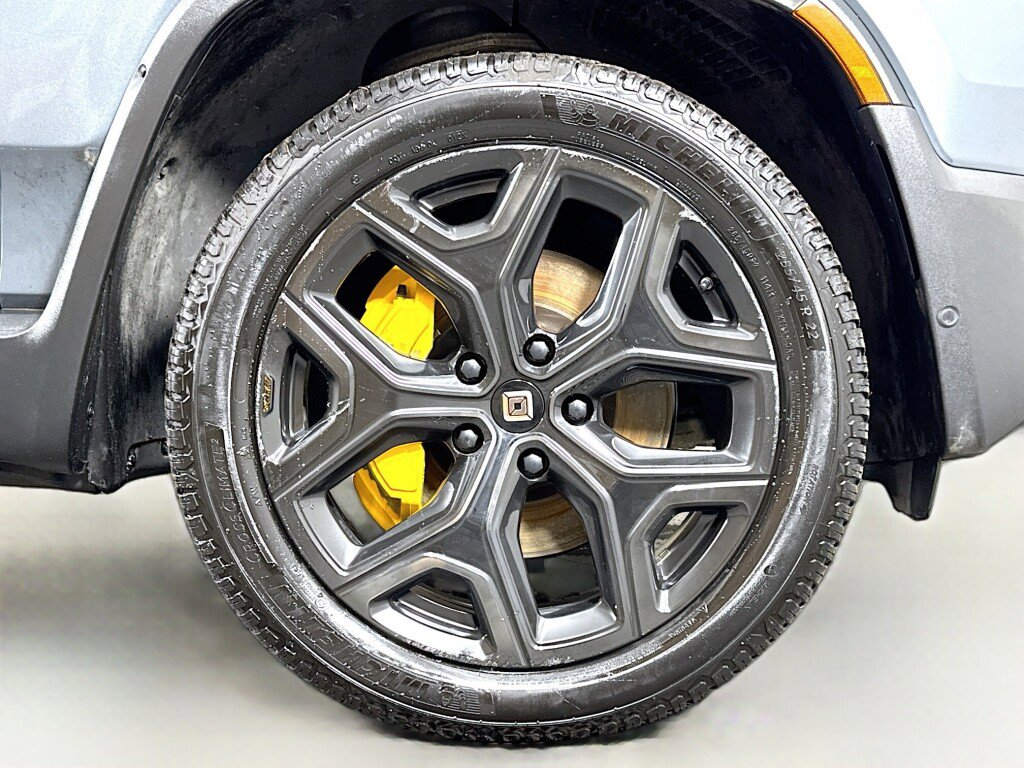 Used 2022 Rivian R1T Launch Edition image 47