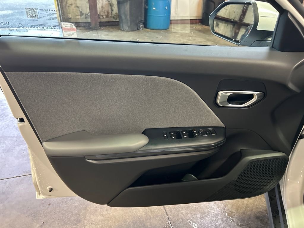 New 2025 Kia K4 EX image 28