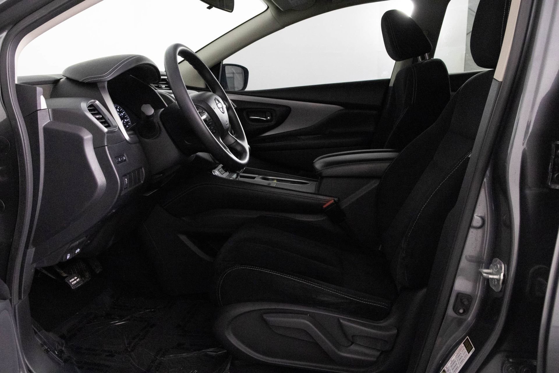 Used 2019 Nissan Murano S image 17