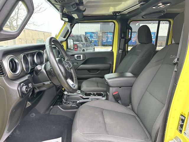 Used 2023 Jeep Wrangler Unlimited Sahara w/ Cold Weather Group AWD/4WD image 10
