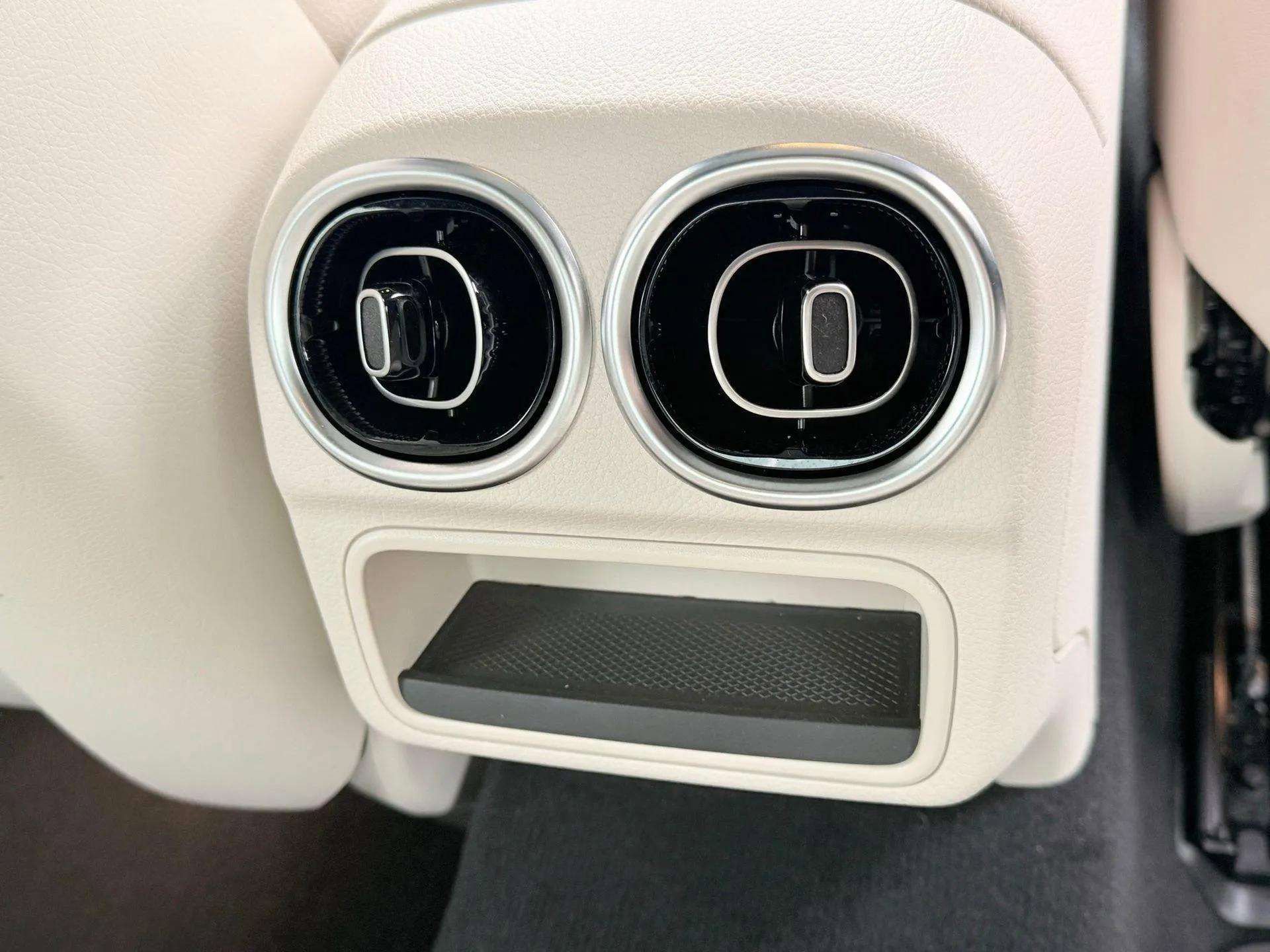 Used 2024 Mercedes-Benz CLE 300 4MATIC Coupe image 24