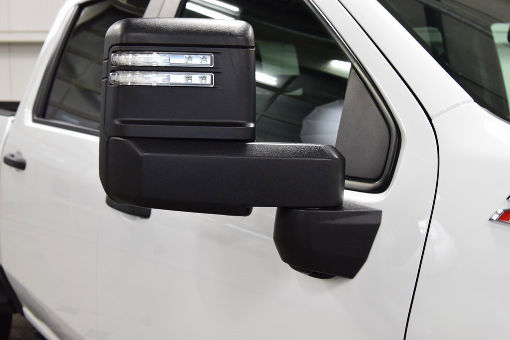 Used 2024 Chevrolet Silverado 2500 Custom w/ Custom Value Package image 19