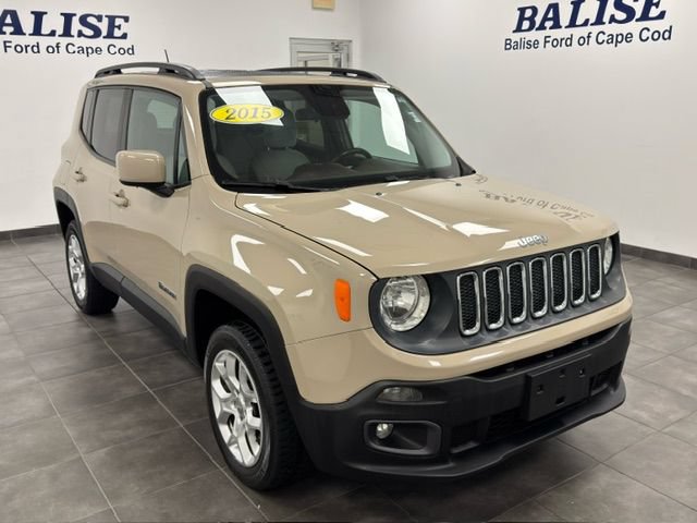 Used 2015 Jeep Renegade Latitude w/ Trailer Tow Group AWD/4WD image 9