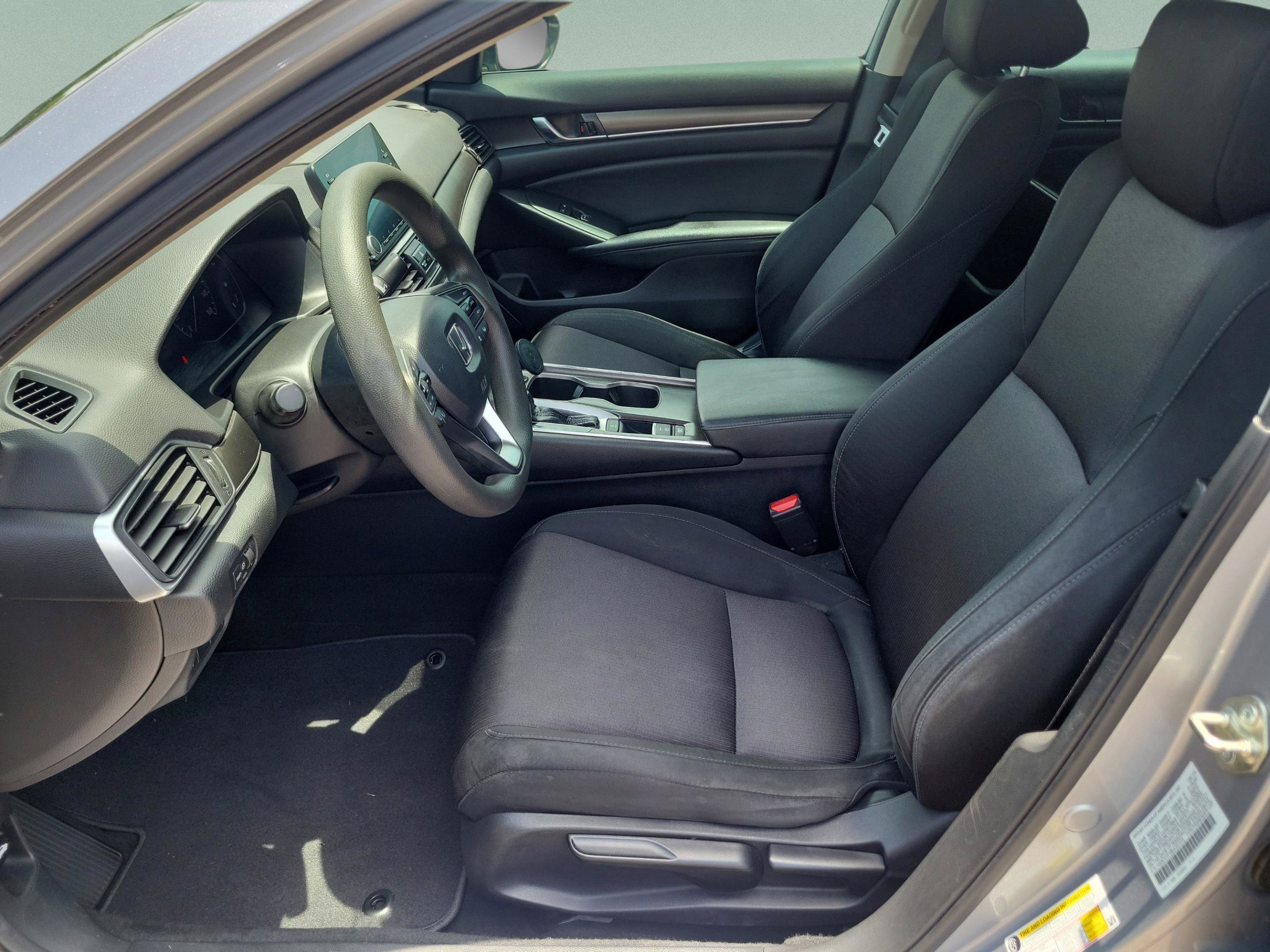 Used 2019 Honda Accord LX image 24