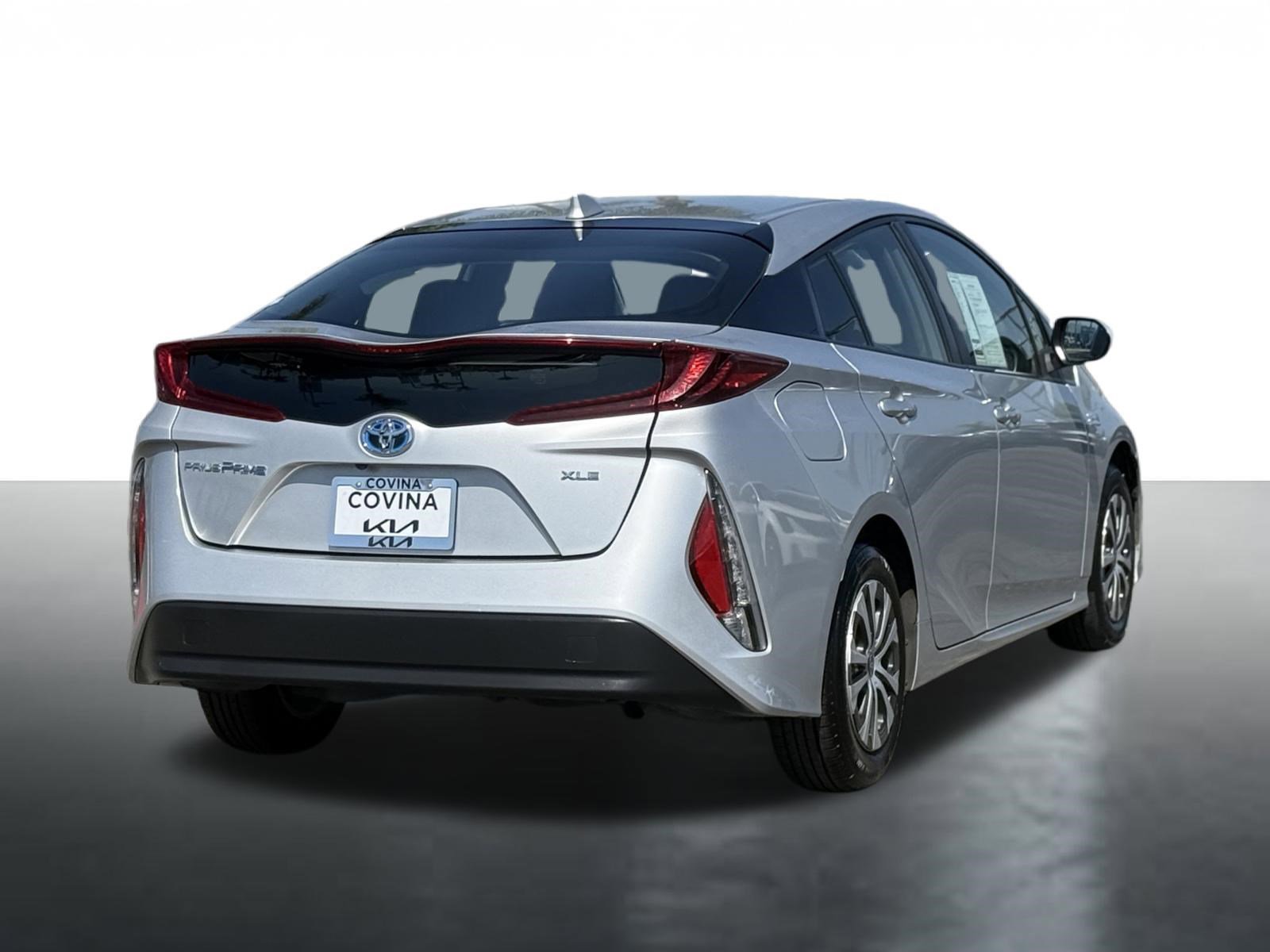 Used 2022 Toyota Prius Prime XLE image 8