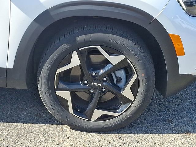 Used 2024 Kia Seltos EX AWD/4WD image 8