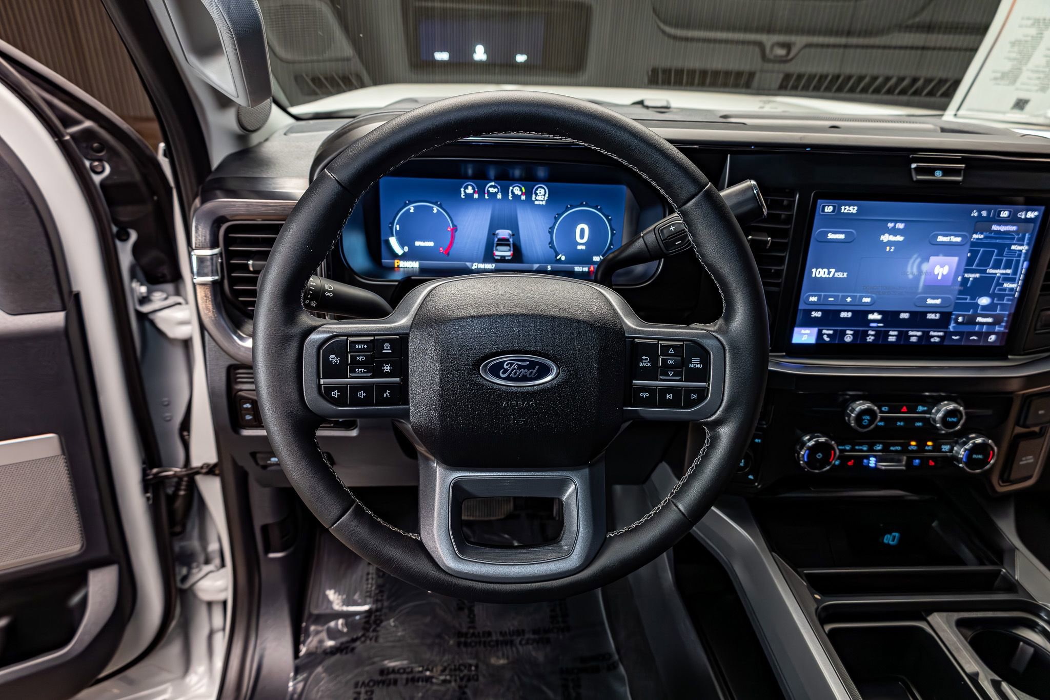 Used 2026 Ford F250 Lariat AWD/4WD image 18