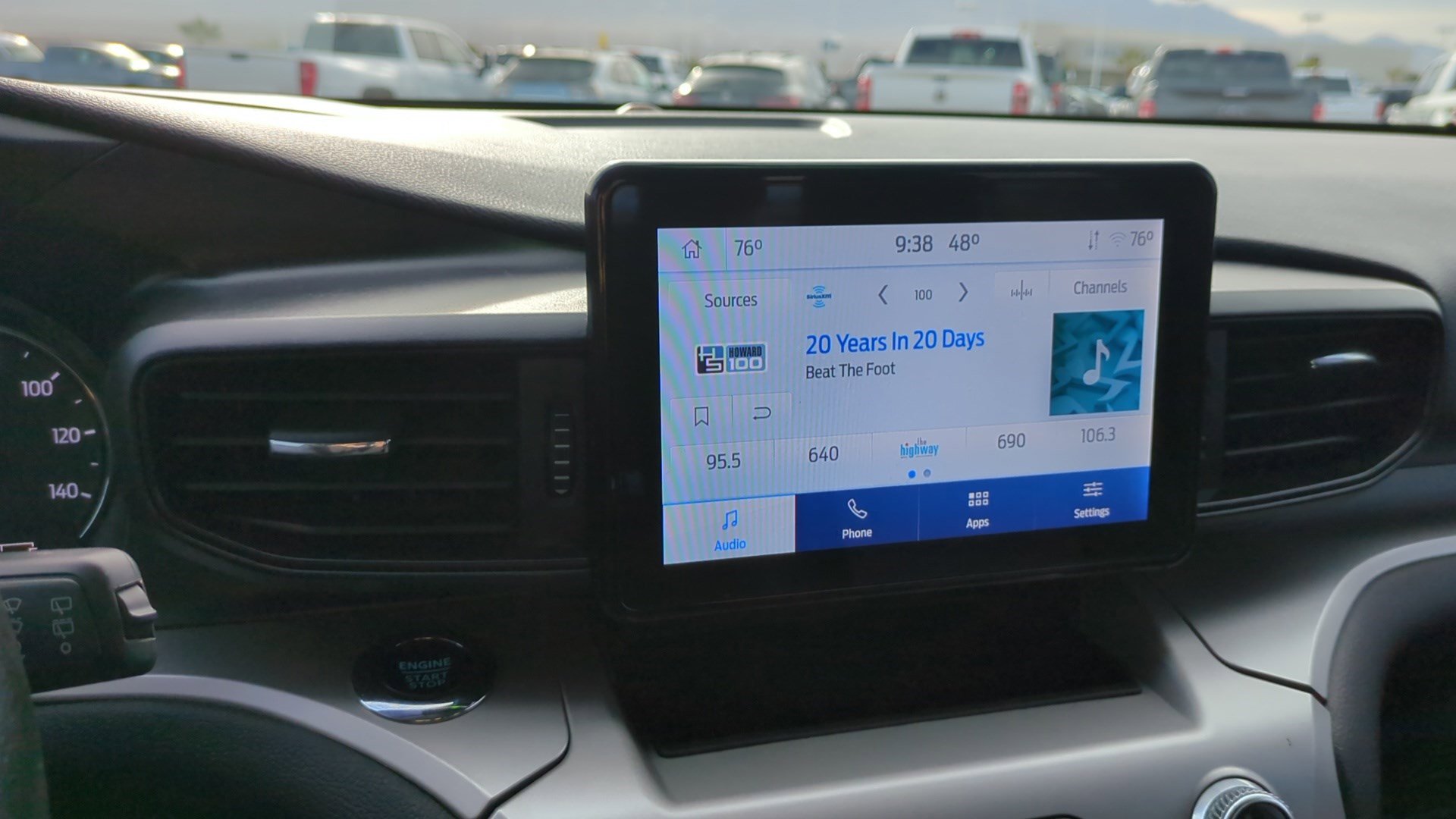 Used 2022 Ford Explorer XLT image 20