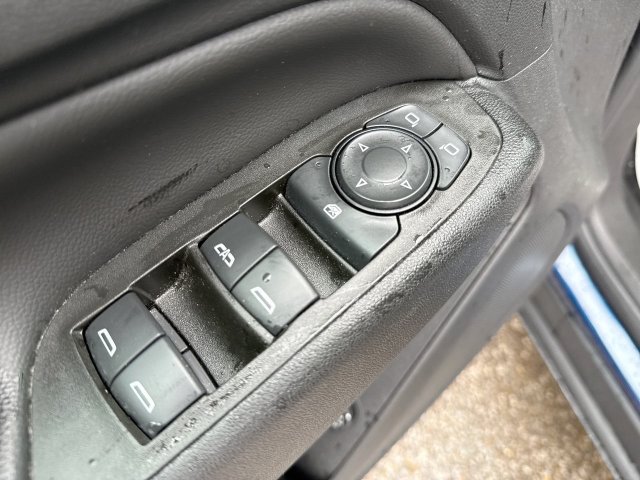 Used 2022 Chevrolet Equinox LT FWD image 13