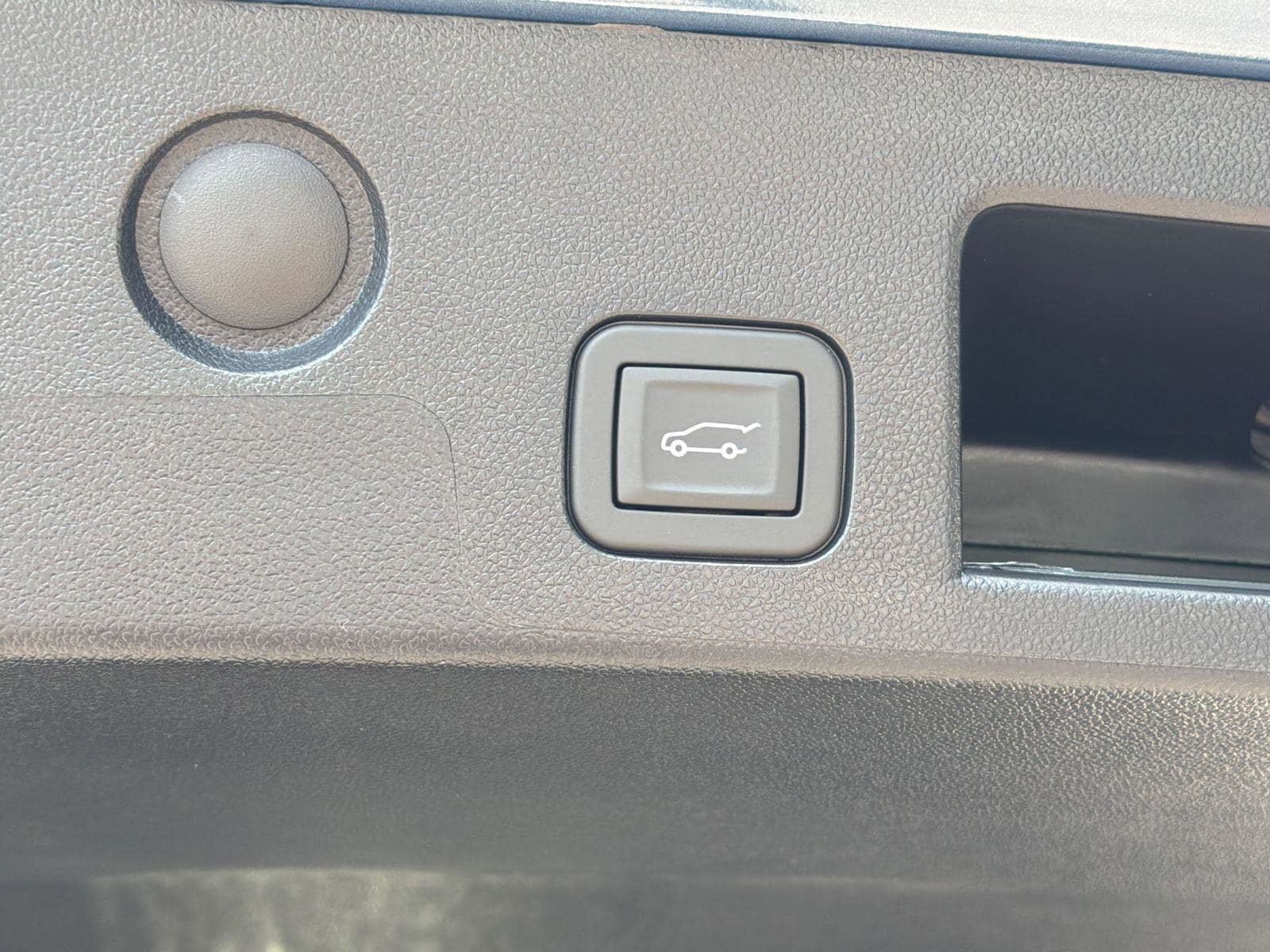New 2026 Chevrolet Equinox LT w/ Convenience Package II FWD image 19