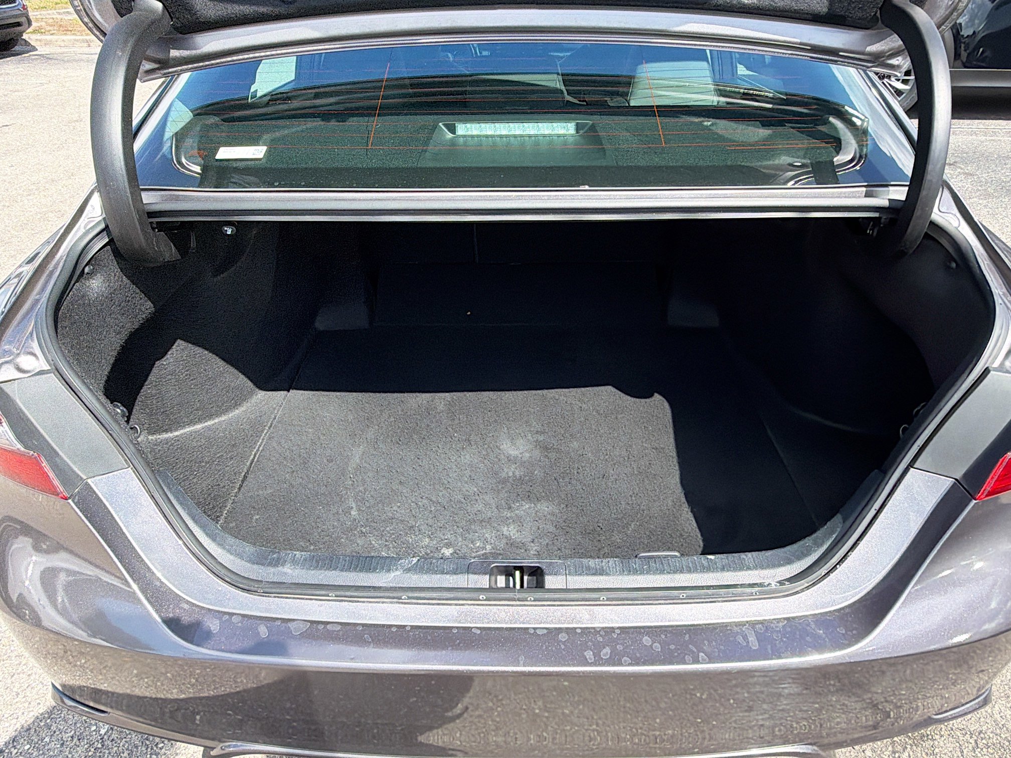 Used 2024 Toyota Camry SE w/ Cold Weather Package image 12