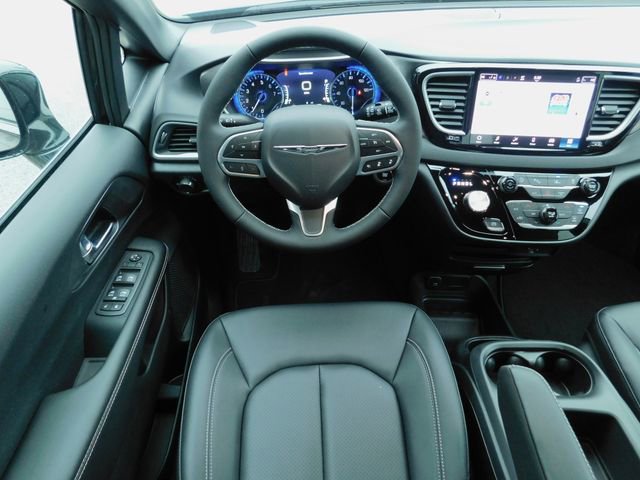 New 2026 Chrysler Voyager LX FWD image 6