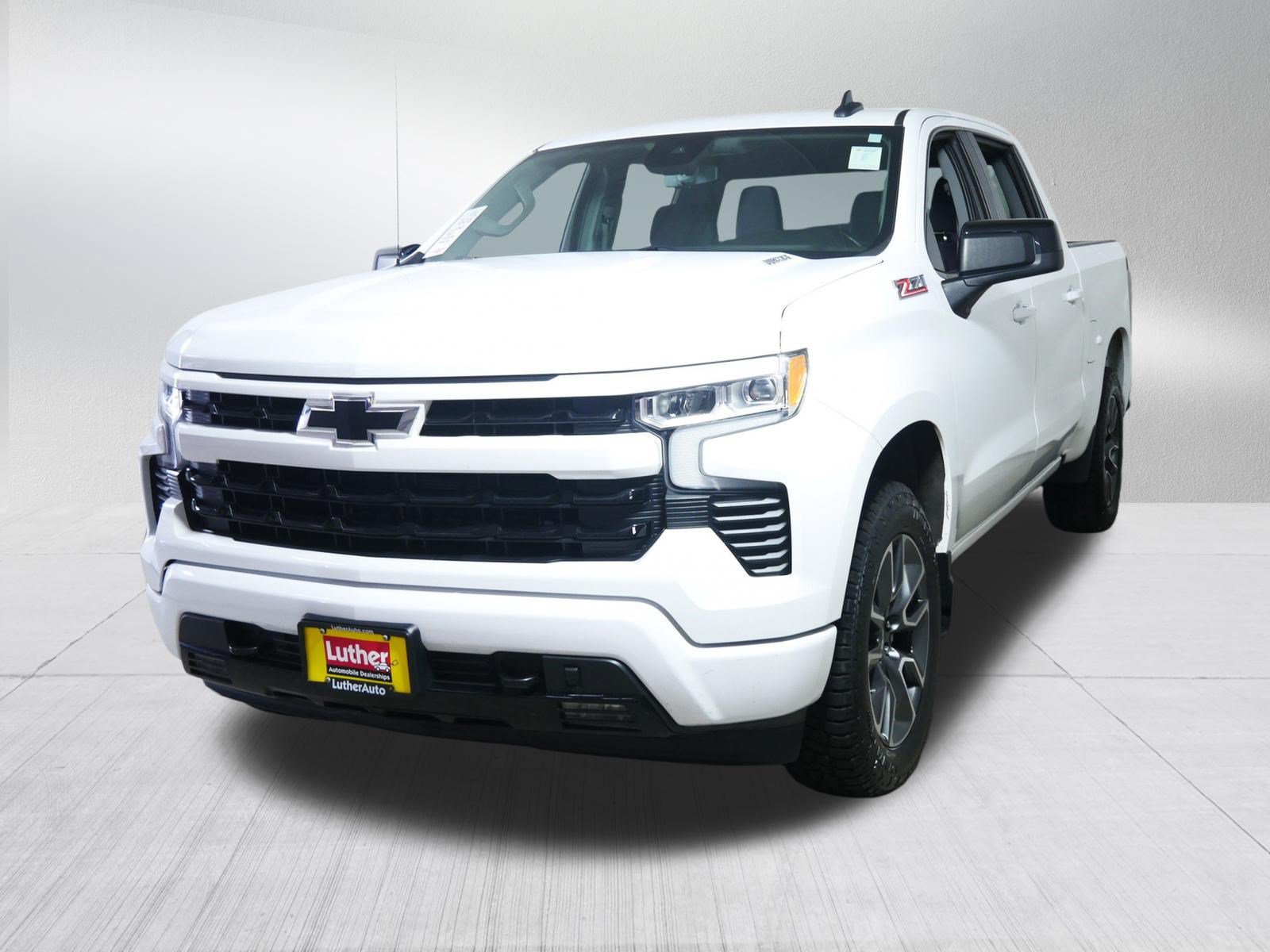 Certified 2023 Chevrolet Silverado 1500 RST w/ Z71 Off-Road Package AWD/4WD image 3