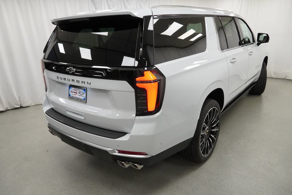 New 2026 Chevrolet Suburban High Country AWD/4WD image 3