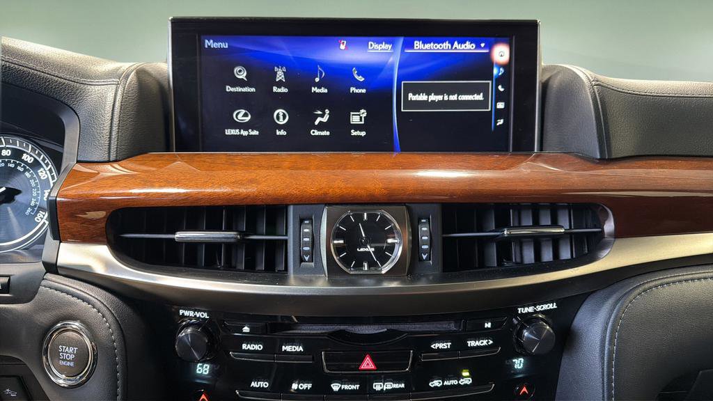 Used 2016 Lexus LX 570 4WD image 30