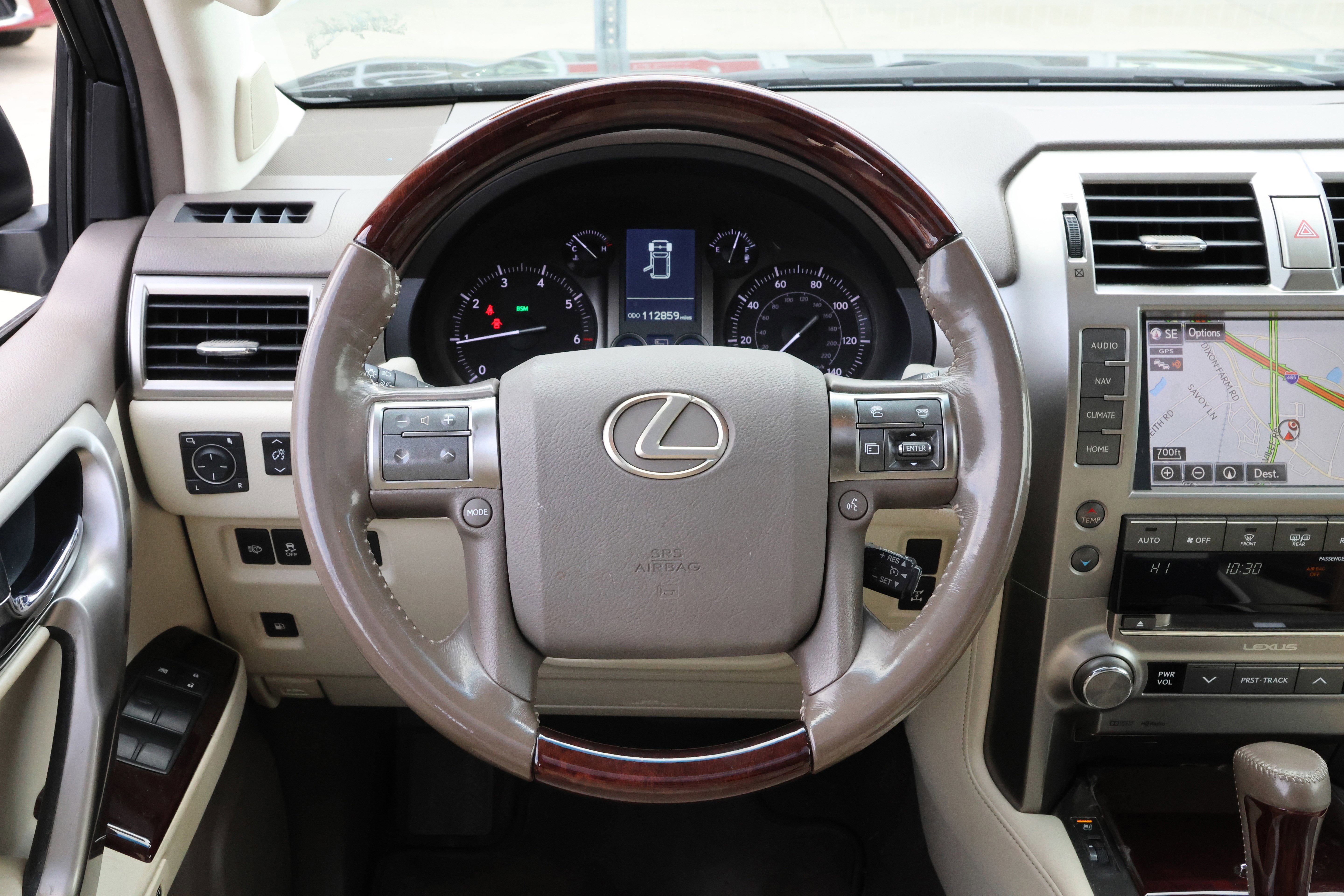 Used 2017 Lexus GX 460 Premium image 18